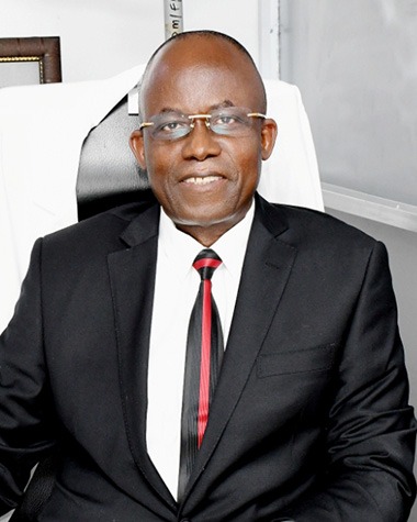 dr olusola akinniyi